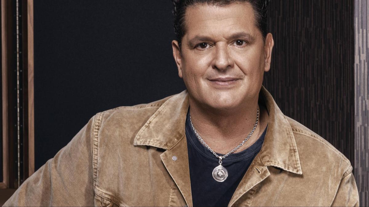 Academia Latina De La Grabaci N Nombra A Carlos Vives Como La Persona Del A O