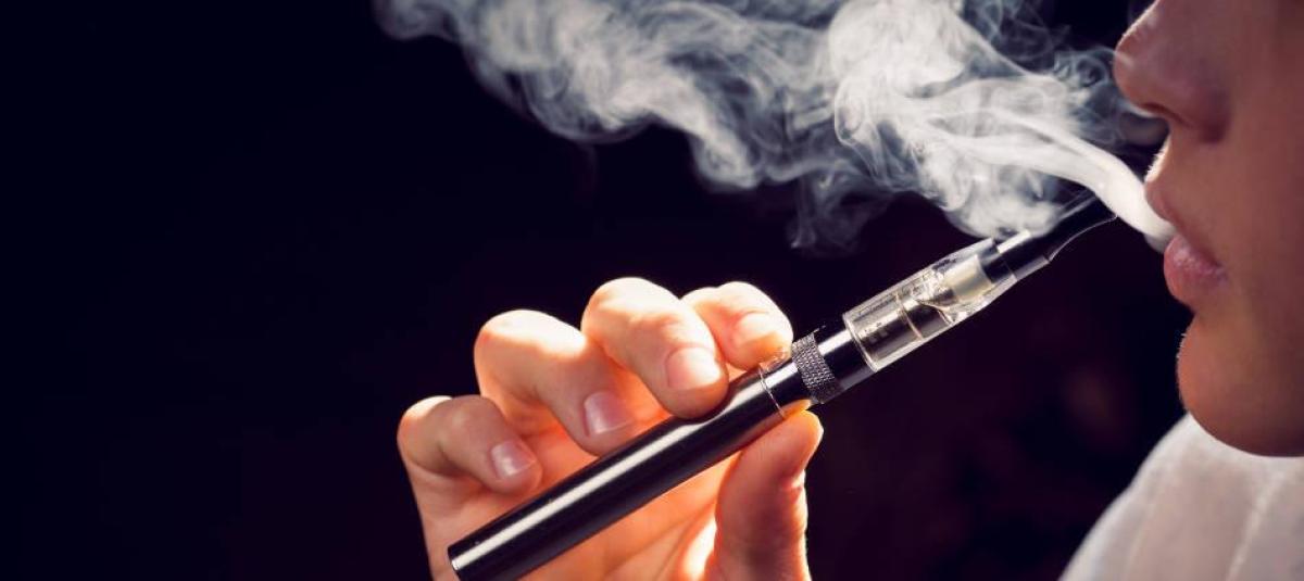 es mejor vapear que fumar para el medio ambiente Curiosidad, sabores y ansiedad: las razones detrás del vapeo y cigarrillo en jóvenes, según encuesta universitaria Buy Aspire Vilter Vaporizer Flavour:Cream Choose Flavor:Blueberry Raspberry