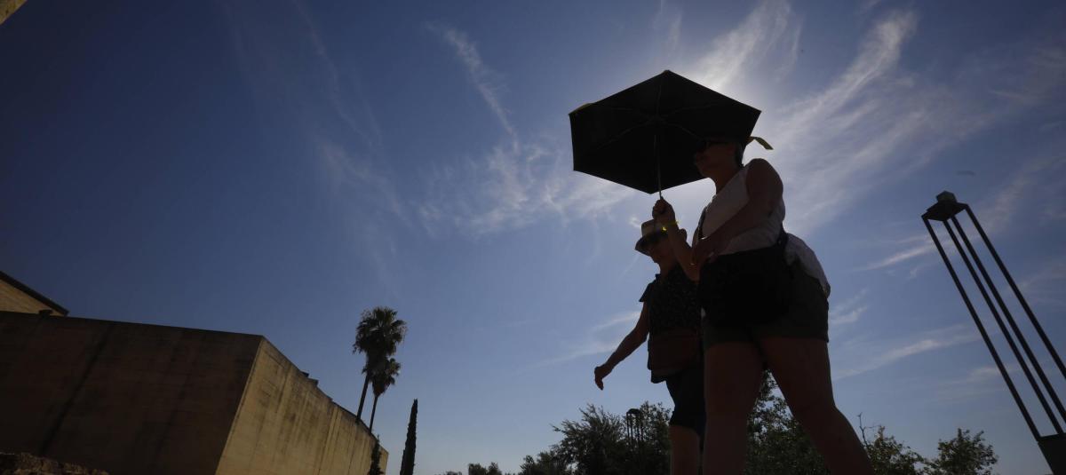 Las autoridades esperan que las temperaturas comiencen a bajar la próxima semana.