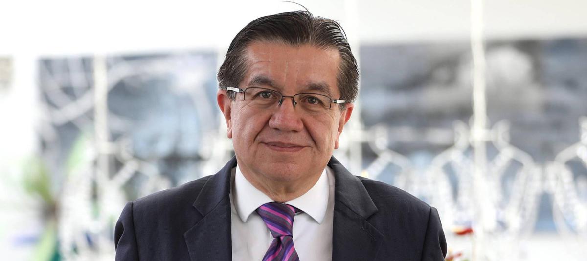 Fernando Ruzza Fernando Ruiz se pronuncia frente a denuncia por compra de medicamentos