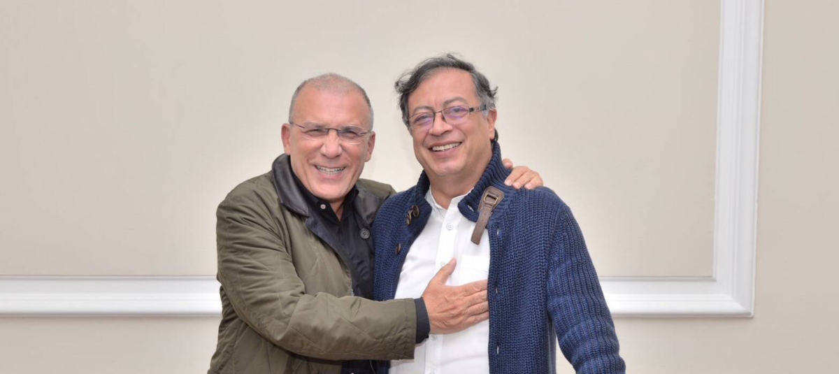 Roy Barreras se reunió con el presidente Gustavo Petro y dará un anuncio relacionado con su campaña a la Presidencia