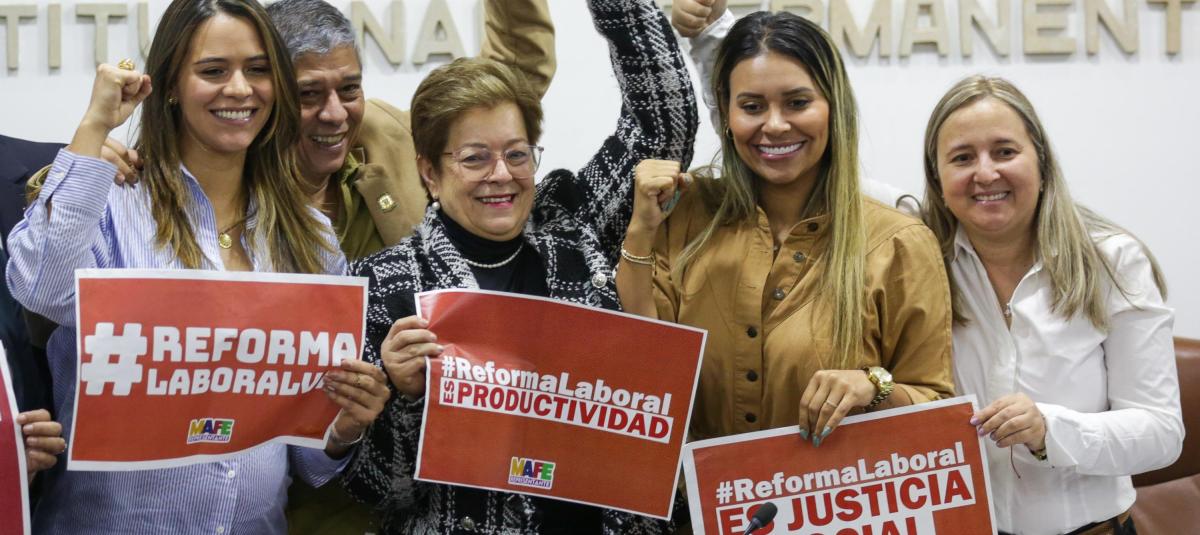 Las reacciones sobre el hundimiento virtual de la reforma laboral en el ...