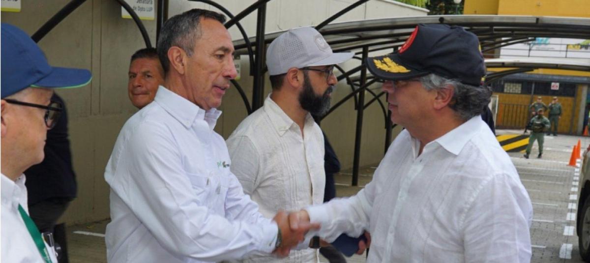 Presidente Petro le manda mensaje a Ricardo Roa por presunto  enriquecimiento de funcionario de Ecopetrol: 'Debe actuar'