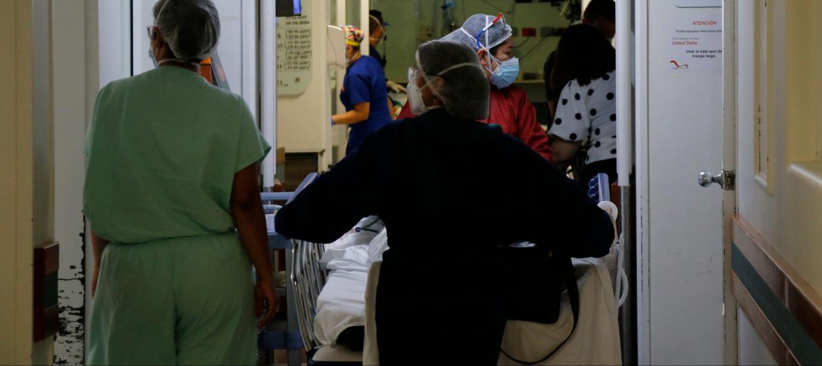 'Estamos haciendo esfuerzos inmensos para no cerrar servicios, pero yo no sé hasta dónde vamos a poder': secretaria de Salud del Valle frente a crisis