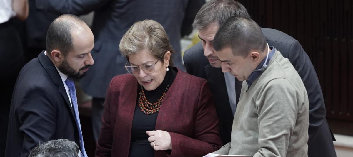 Gobierno aprobó su proyecto de reforma laboral en la plenaria de la ...