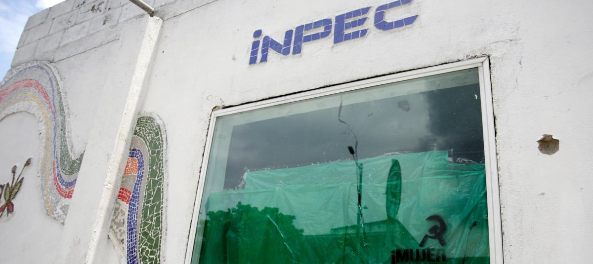 ¿Qué pistas tienen las autoridades para dar con los responsables del atentado con granada contra el vehículo del director regional del Inpec en Cali?