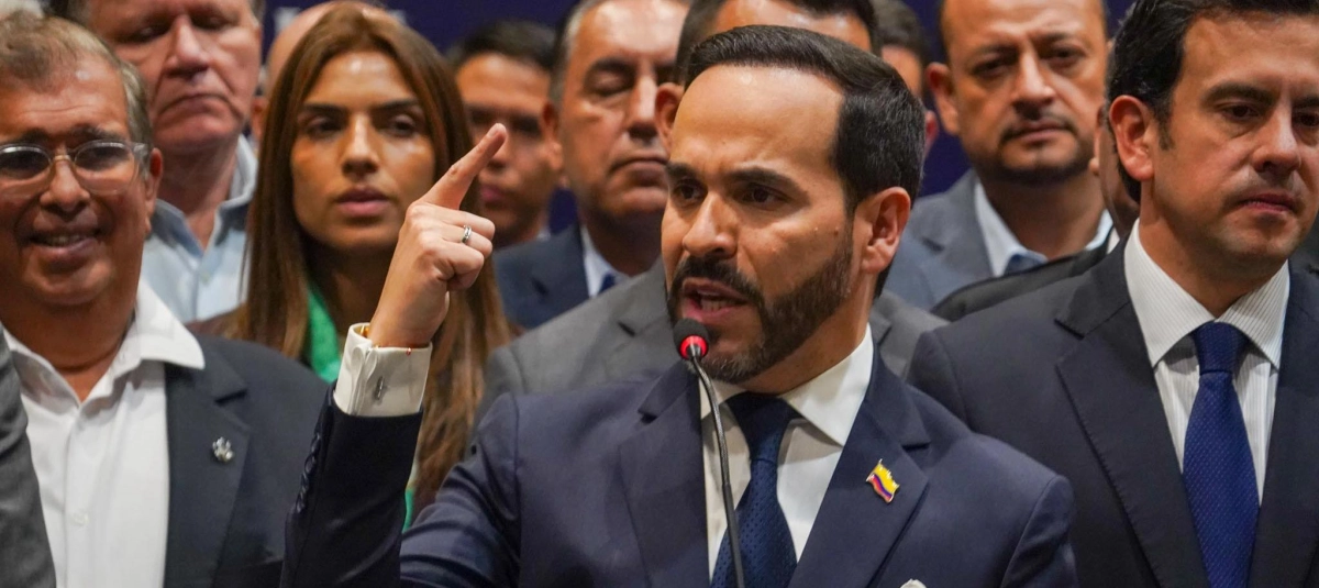 Noticias de Abelardo De La Espriella hoy 6 de agosto: equipo del empalme del presidente electo exige congelar contratación en MinIgualdad
