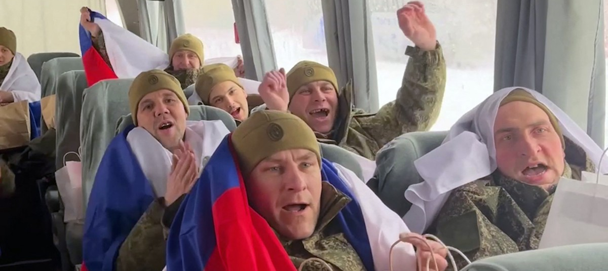 Rusia y Ucrania acuerdan canje de 314 prisioneros tras intensa mediación de EE. UU. en Abu Dabi: diálogos de paz continuarán en las próximas semanas