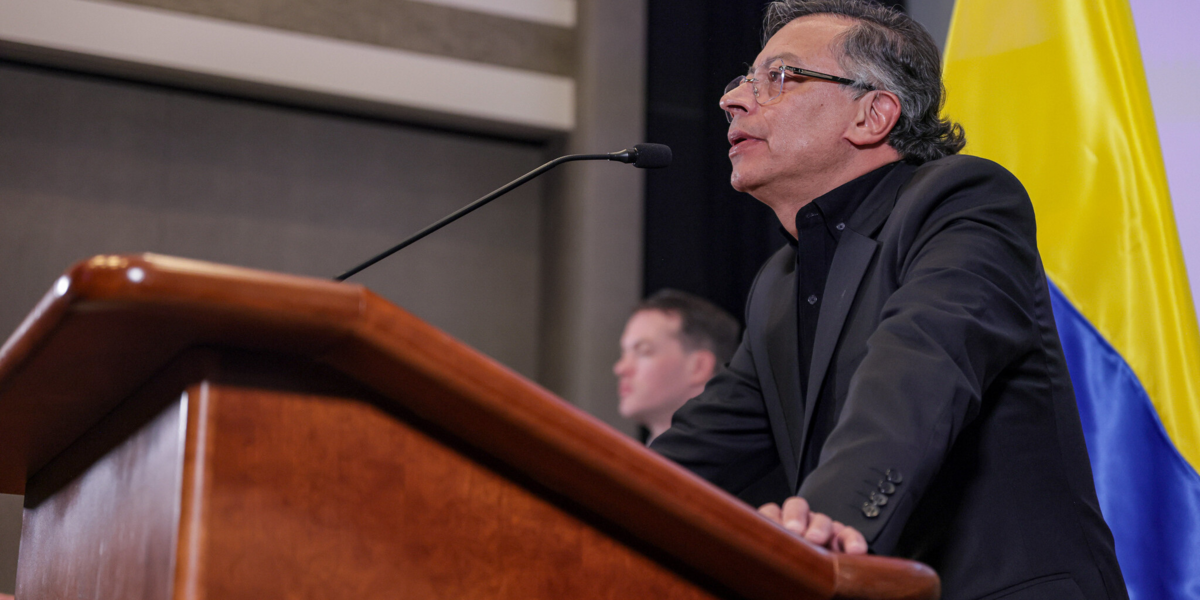 Presidente Gustavo Petro señaló que declarará emergencia económica en el  país para poder atender los efectos de la crisis climática
