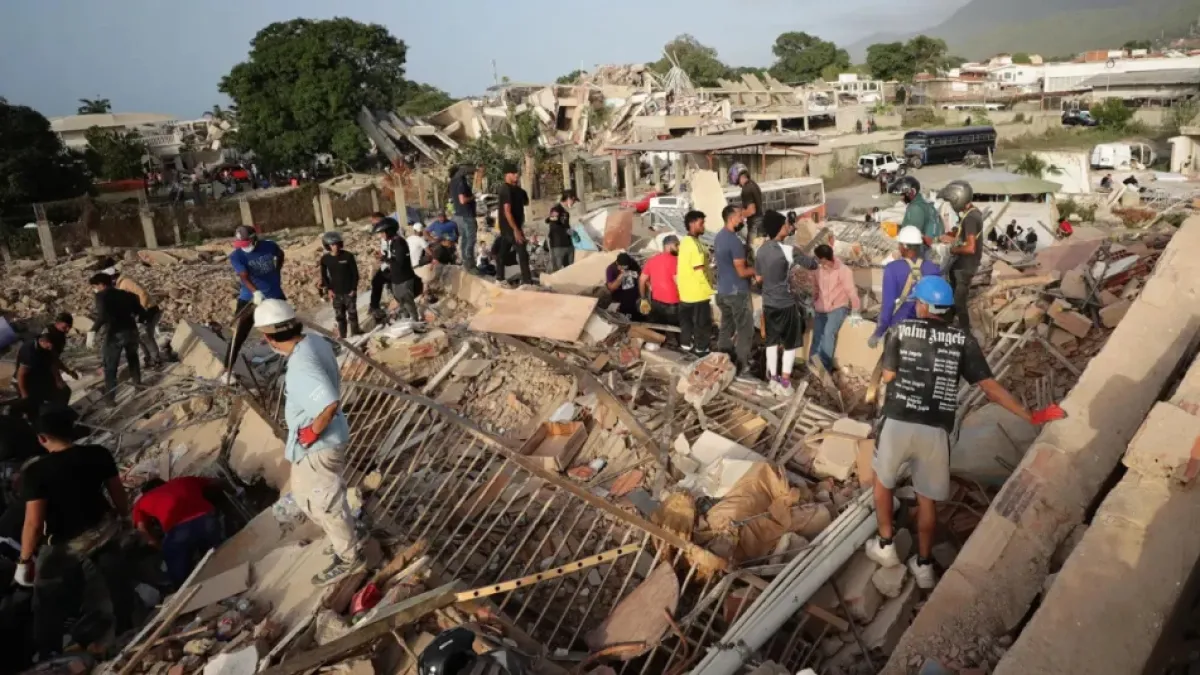 El aeropuerto Simón Bolívar, en Maiquetía, vuelve a operar parcialmente y acelera la llegada de ayuda humanitaria de Estados Unidos a Venezuela