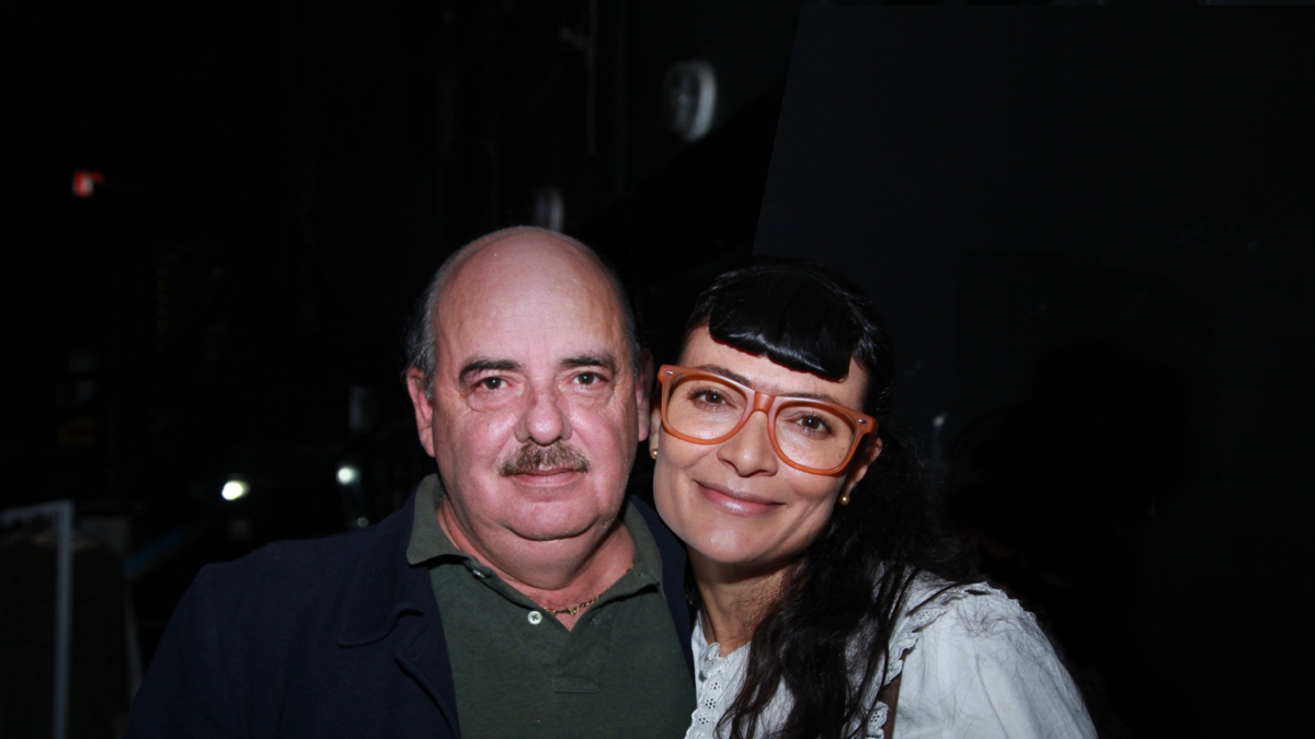 Repeticiones de Café y Yo soy Betty la fea en RCN, homenaje a Gaitán