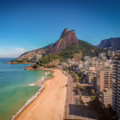Ipanema - Rio de Janeiro 

Además de ser un sector reconocido entre los turistas por las playas, la hotelería y el comercio, Ipanema también es uno de los barrios más costosos del mundo. El metro cuadrado tiene un precio promedio de 6.668 dólares, según la ‘BBC’.