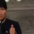 El expresidente de Bolivia denunció el robo de su celular.
