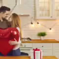Si quiere tener un detalle bonito puede enviarle unos lindos a su pareja en WhatsApp.