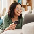Descuentos en compras en línea