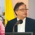 José Manuel Restrepo, exministro de Hacienda y el presidente Gustavo Petro.