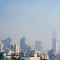 HUMO EN BARRANQUILLA POR INCENDIO EN ISLA PARQUE SALAMANCA