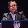 Presidente Gustavo Petro y presidente de la USO, C??sar Loza.