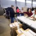 Colombianos en Madrid, España, durante las elecciones legislativas, 8 de marzo del 2026