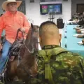 Consejo de seguridad en Sevilla, Valle, tras homicidios como el del caballista Gildardo Peña Bermeo.