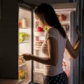 Comer tarde y sus efectos de salud.