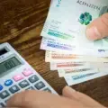 La inversión baja de $89,4 a $86,9 billones y cae del 4,4% al 4,1% del PIB