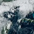 Tormenta tropical Isaías amenaza el Golfo de México.
