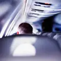 Pese a la fuerte actividad, el avión pudo aterrizar a salvo.