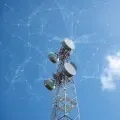 La antena más grande del mundo esta en Tokyo Skytree y mide 634 metros.