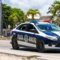 Investigan a dos policías por realizar actos íntimos dentro de una patrulla en Ciudad de México