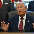Donald Trump, presidente de Estados Unidos durante la rueda de prensa de este miércoles; Nicolás Maduro, líder del régimen chavista.