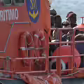 Inmigrantes africanos llegando a Europa. Medidas de resistencia de Italia.