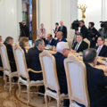 El canciller ruso, Sergei Lavrov, en reunión con el canciller cubano, Bruno Rodríguez, en Moscú