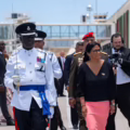 La encargada de Venezuela, Delcy Rodríguez (c), en su llegada a la isla de Granada