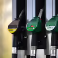 Los precios de los combustibles subieron por cuenta de la baja en la producción de petróleo.