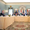 Encuentro entre representantes de Israel y Líbano en Washington.