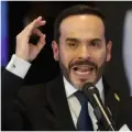 El presidente Abelardo de la Espriella y el general (r) Jorge Eduardo Mora López.