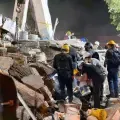 Desde temprano en la mañana del 11 de agosto, decenas de rescatistas y civiles adelantaron incansables labores de rescate en el sector de El Limonar, en Cali.