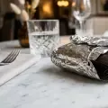 ¿Es cierto que el papel aluminio bloquea la señal del celular y evita que lo rastreen? Le explicamos