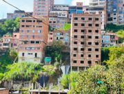 La secretaría de Gestión y Control Territorial intervino en el corregimiento de Altavista y halló 79 construcciones con irregularidades urbanísticas.