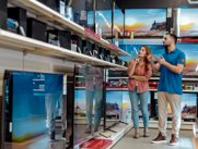 Los televisores de 65 pulgadas son los más demandados hoy en el mercado colombiano, al igual que los de 55 unidades. Los de menor tamaño tienden a la baja.