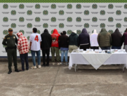 En total fueron capturadas 17 personas señaladas de integrar la red de microtráfico 'Los de la Roca'.