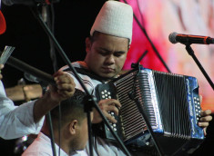 El arhuaco Ricardo Villafañe es el nuevo rey vallenato profesional, sucede a Manuel Vega. "La Sierra está feliz", dijo en sus primeras declaraciones.