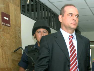 Mancuso había sido acusado de concierto para delinquir, concurso de homicidios de 11 personas, incendio y hurto agravado.