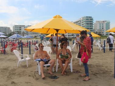 Las playas de Cartagena están abiertas a los bañistas todos los días de 8 am a 6 pm.