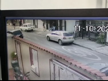 Videos de cámaras de seguridad registraron el asesinato.