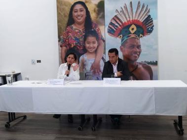 Tobón y el secretario de Transparencia de la Presidencia manifestaron preocupaciones por la reparación de las más de nueve millones de víctimas del conflicto armado.