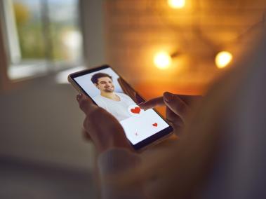 Tinder fue demandada en febrero por seis usuarios que manifestaron que la aplicación genera adicción.