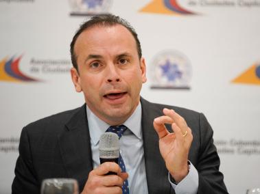 Alejandro Eder, alcalde de Cali.