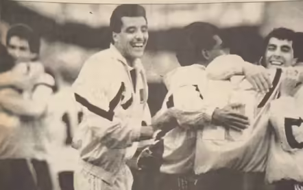 La celebración del equipo colombiano con el gol.